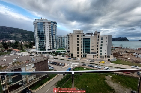 Квартира, 926 м², 379 485$ — FAKTOR